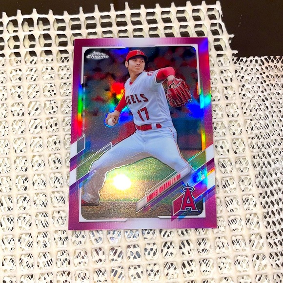 2021 Topps chrome shohei ohtani pink #159